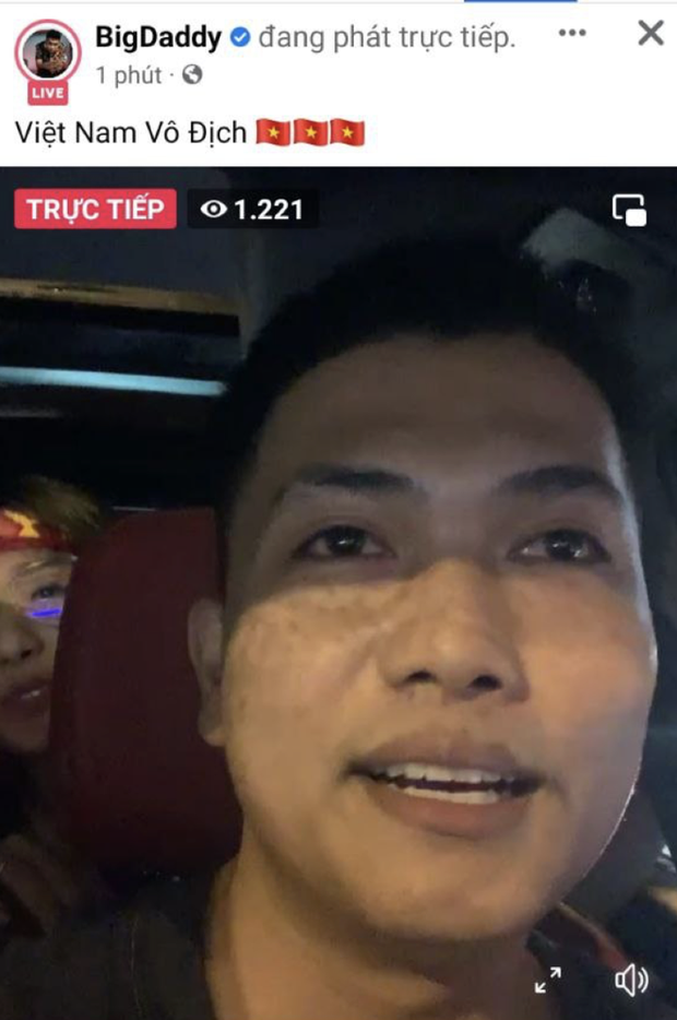 Dàn sao Vbiz vỡ oà, xuống phố đi bão mừng đội tuyển Việt Nam vô địch, riêng Thuỳ Tiên gây chú ý vì biểu cảm quá đáng yêu-9