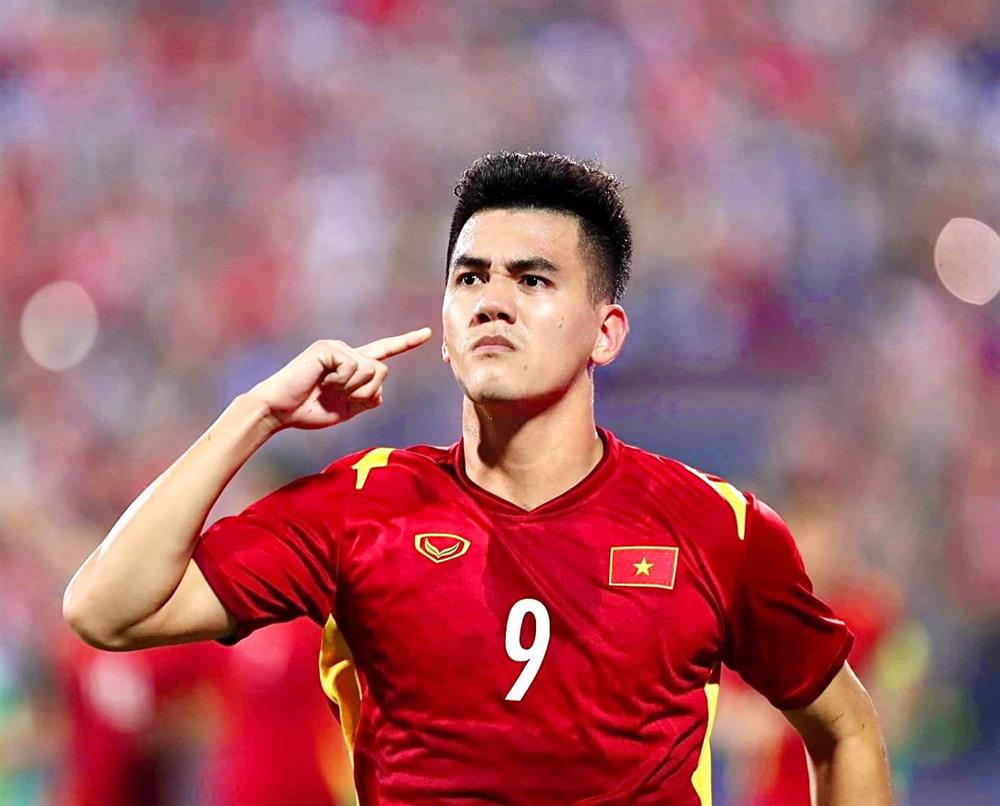 Ngắm nhà 3 cầu thủ trên tuổi của U23 Việt Nam: Tiến Linh - Hoàng Đức ở nhà bao sang xịn, Hùng Dũng sở hữu biệt thự 10 tỷ-2