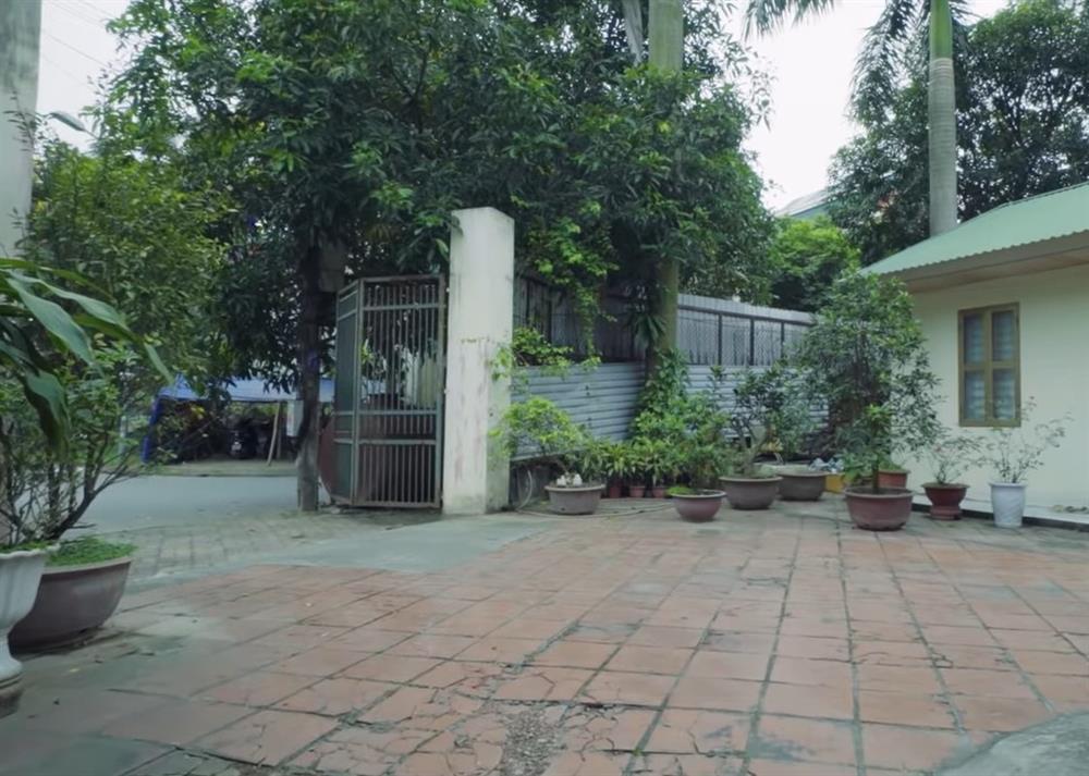 Ngắm nhà 3 cầu thủ trên tuổi của U23 Việt Nam: Tiến Linh - Hoàng Đức ở nhà bao sang xịn, Hùng Dũng sở hữu biệt thự 10 tỷ-13