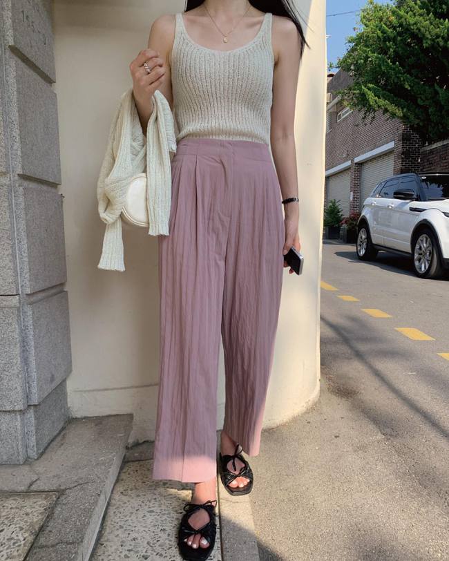 13 cách mặc quần màu pastel không sợ sến, chỉ trẻ trung và thanh lịch trở lên-10