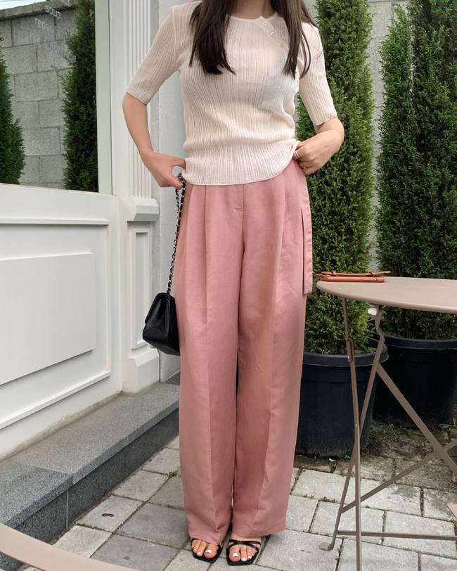 13 cách mặc quần màu pastel không sợ sến, chỉ trẻ trung và thanh lịch trở lên-11