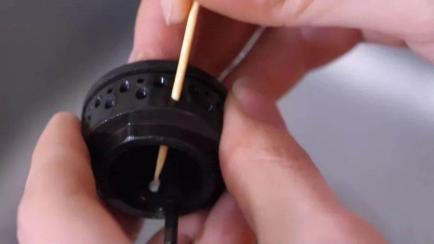 Cần làm gì nếu ngọn lửa của bếp gas chuyển sang màu đỏ?-3