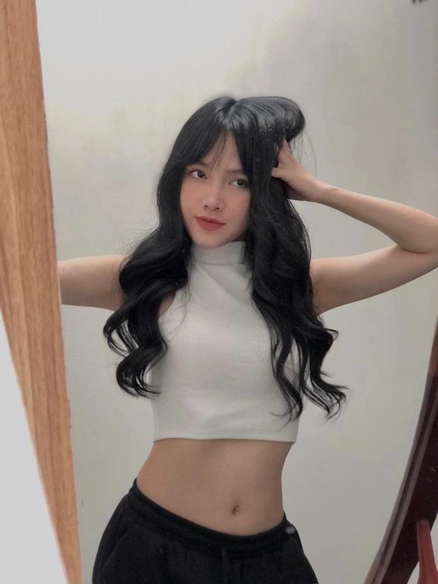 Bạn gái 2k xinh như hot girl của tiền đạo Nhâm Mạnh Dũng-3