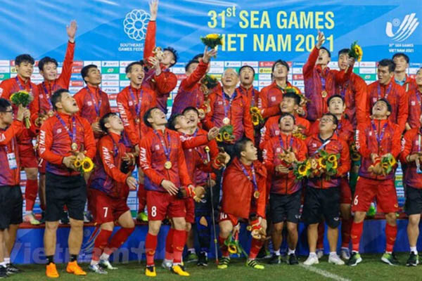 Phát hiện thi thể người đàn ông trong cống nước-2