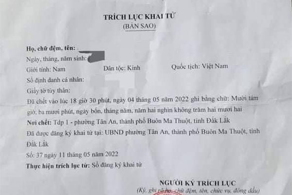 Vừa tìm thấy cháu bé 3 tuổi bị mẹ khai tử khi còn sống!-3