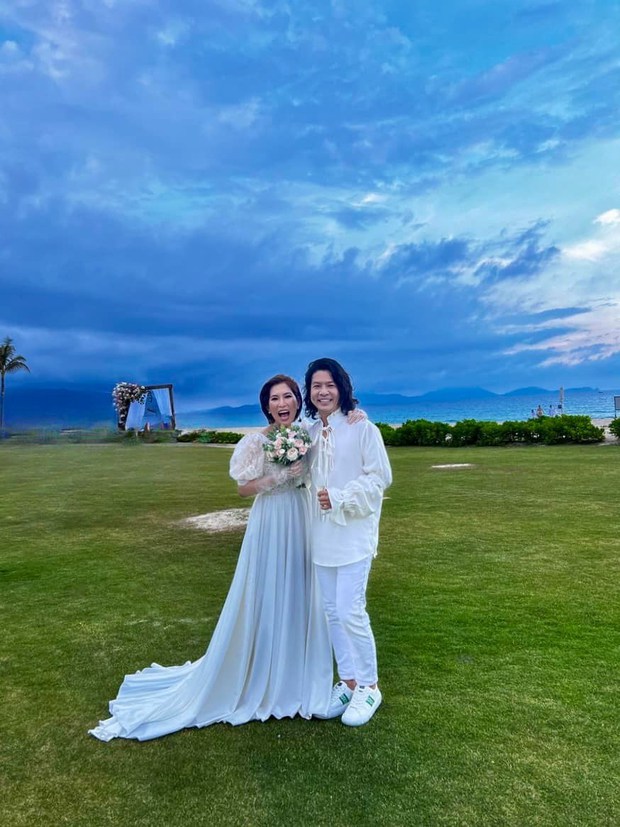 Diễn viên Khương Ngọc tổ chức đám cưới kín đáo, lần đầu hé lộ dung mạo bà xã-3