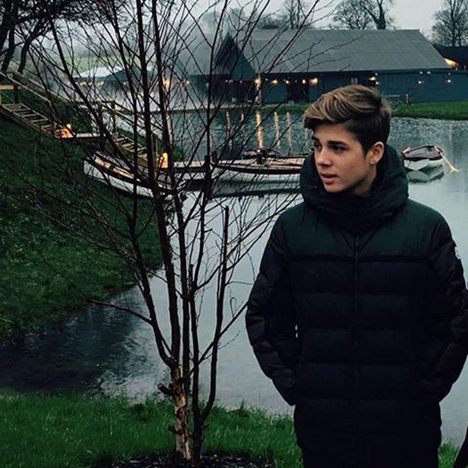 Cực phẩm hoàng tử Gen Z: Chàng hoàng tử của 2 quốc gia Hy Lạp - Đan Mạch, ông ngoại là tỷ phú Anh và ngoại hình chuẩn tài tử-6