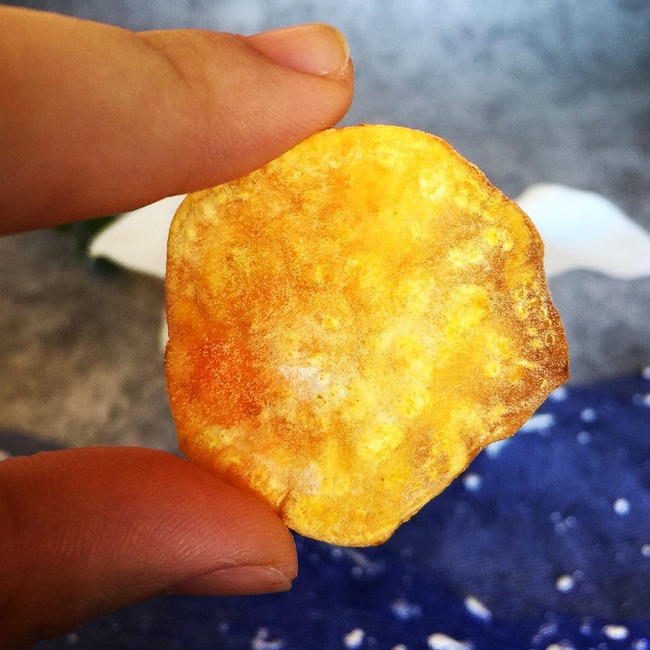 Món ăn vặt này làm cực dễ mà lai rai cả ngày chẳng lo tăng cân: Chị em không thử thì tiếc lắm nha!-1