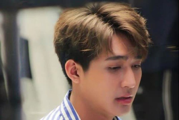 Chán bạn gái nghèo chỉ muốn thoát, về nhà em nhìn chiếc lọ hoa vỡ tôi hối hận đứt ruột-1