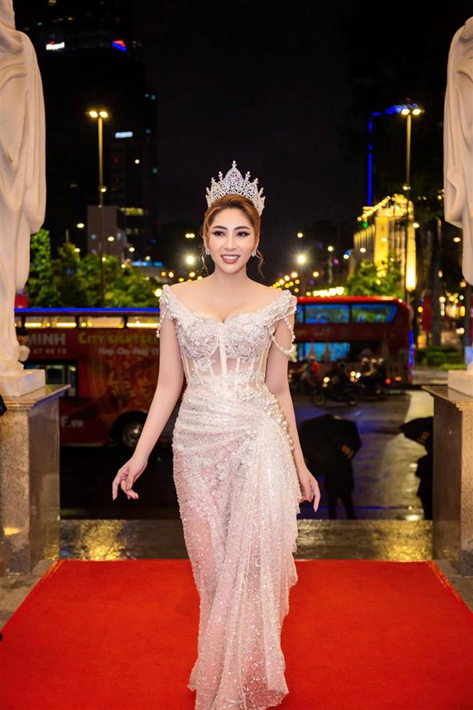 Cuộc sống Hoa hậu Đại dương Đặng Thu Thảo như thế nào sau một năm ồn ào ly hôn?-4