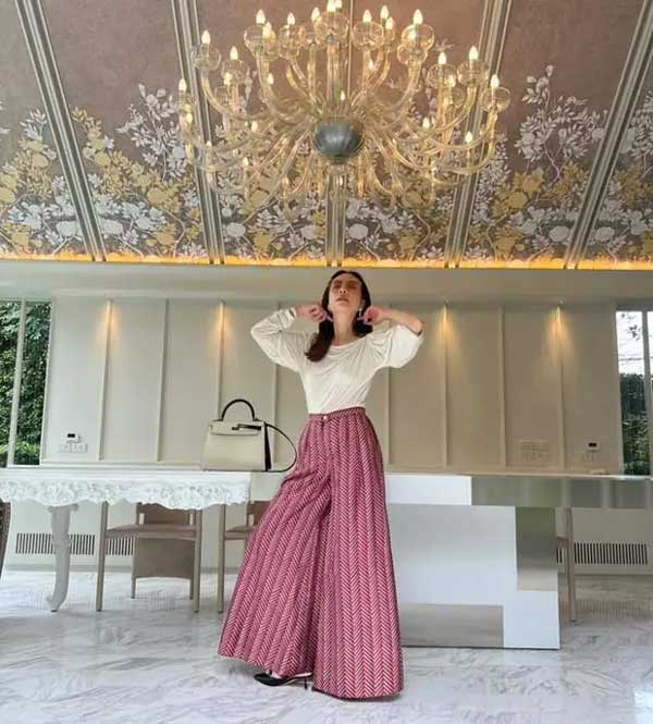 Madam Pang - nữ tỷ phú gây sốt CĐM vì quá chất, chi tiền khủng để nâng tầm bóng đá Thái Lan: Hậu duệ gia tộc sở hữu 117 tỷ USD, bén duyên với thể thao nhờ suýt... mù-12