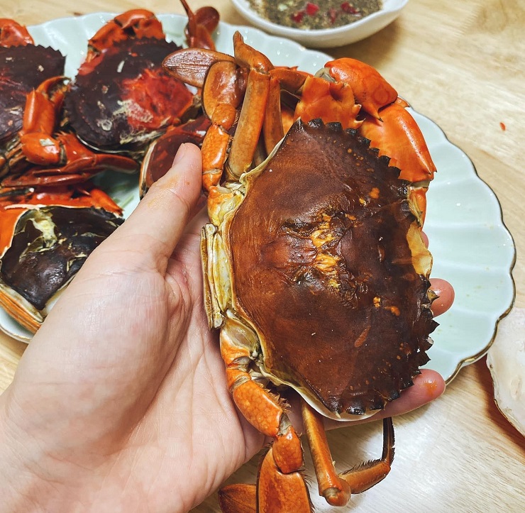 Cua hai da vào mùa được lùng mua, nhiều nơi không đủ hàng để bán-5