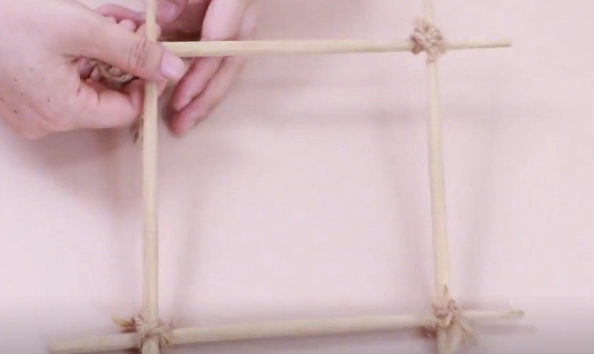 Đừng vội vứt đũa cũ đi, chỉ cần sửa sang lại và đặt ngoài ban công là cả nhà đều được lợi-2