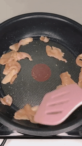 Cơm rang mà làm thế này thì ăn quanh năm không lo tăng cân: Thao tác đơn giản, không cần bàn về độ ngon-4