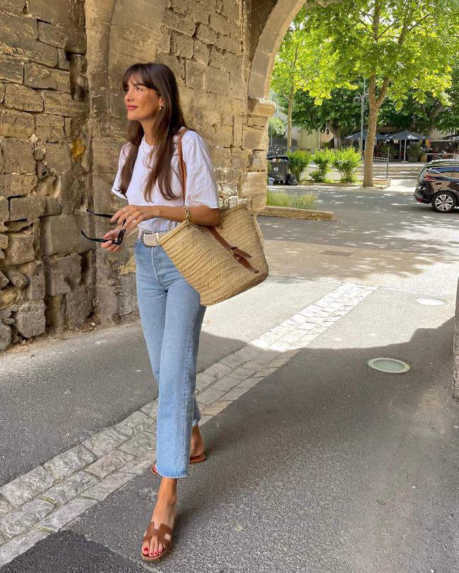 Quý cô người Pháp diện quần jeans ống đứng xuyên mùa hè, gợi ý 11 cách mặc siêu hợp nàng 30+-3