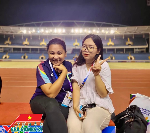 Nữ TNV kể chuyện tháp tùng VIP ở SEA Games 31: Có ngày chỉ ngủ 2 tiếng nhưng rất hạnh phúc và tự hào!-2