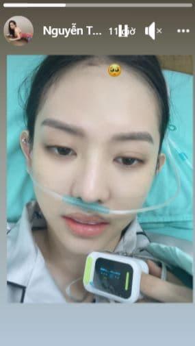 Hot girl Thúy Vi đăng ảnh nằm viện khiến fan lo lắng-1