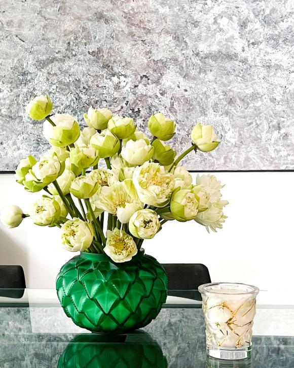 BTV Ngọc Trinh khoe thêm một số góc trong siêu biệt thự đẳng cấp, nhìn ai cũng mê!-2