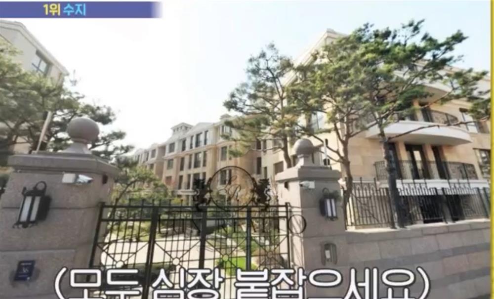 Bên trong căn hộ nữ tính, đầy nghệ thuật của cô gái tóc ngắn từng hẹn hò với Lee Dong Wook-5