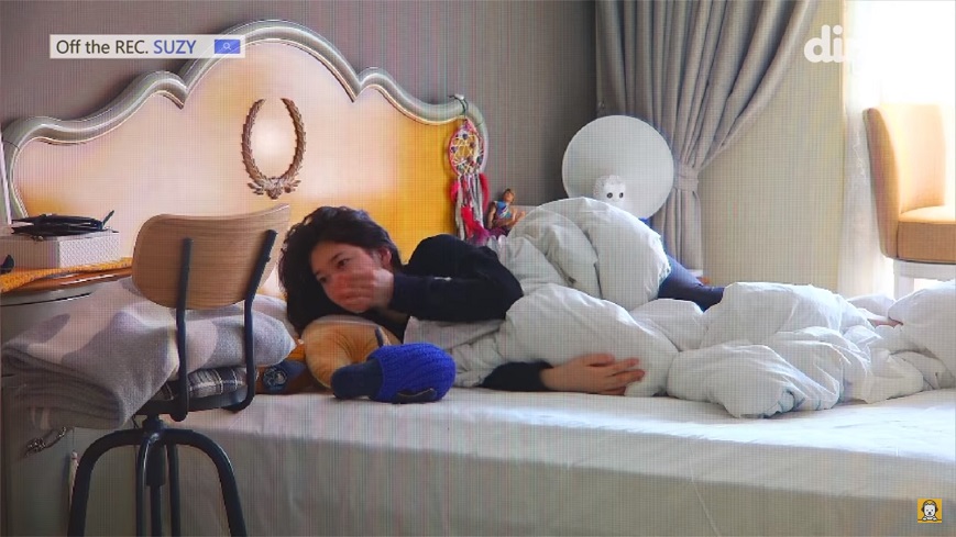 Bên trong căn hộ nữ tính, đầy nghệ thuật của cô gái tóc ngắn từng hẹn hò với Lee Dong Wook-8