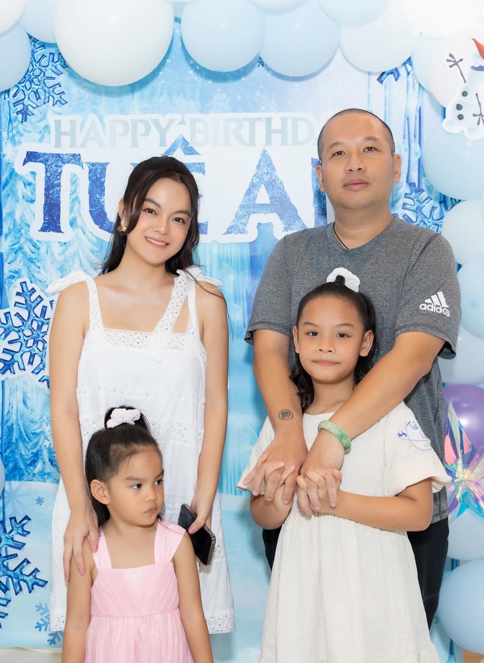 Phạm Quỳnh Anh: U40 nhan sắc ngày càng trẻ hóa, tậu nhà - xe hơi tiền tỷ, cuộc sống bình yên đầy ngưỡng mộ-8