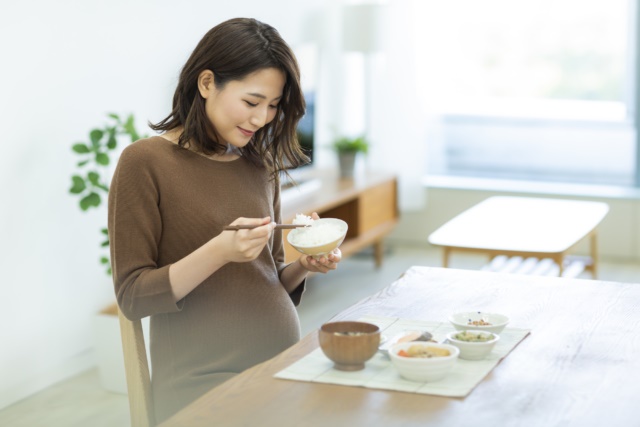 Trẻ sinh ra bởi người mẹ bị ốm nghén có não phát triển tốt, IQ cao? Chuyên gia lý giải sự thật khiến ai cũng bất ngờ-3