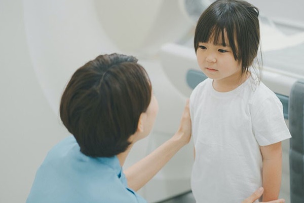 Trước khi ngủ 1 tiếng, cha mẹ chỉ cần làm đúng 2 điều này với con cái, khi lớn lên trẻ sẽ có IQ lẫn EQ vượt ngoài mong đợi-3