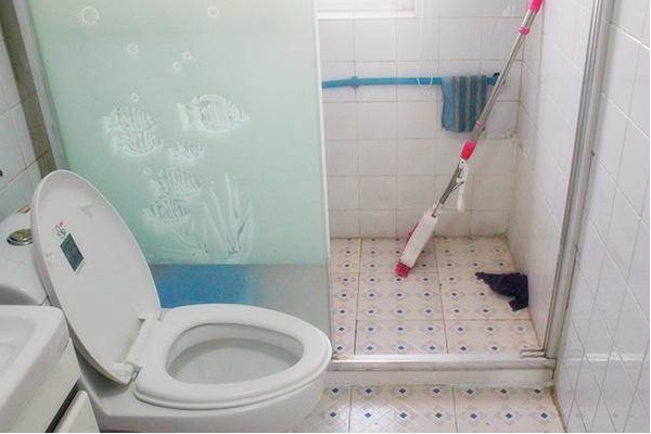 Khi không sử dụng phòng tắm nên đóng hay mở cửa? Không phải là mê tín, đọc xong nhớ nhắc gia đình làm đúng-2