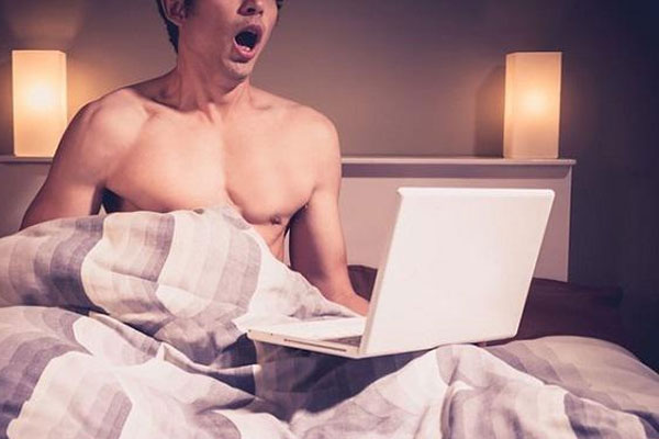 Thủ dâm quá đà suốt thời niên thiếu, chàng trai 28 tuổi đối mặt nỗi lo vô sinh-1