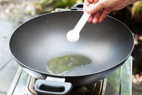 8 vật dụng bạn chưa từng nghĩ bỏ vào máy rửa bát hóa ra lại có thể sạch nhanh chóng-10