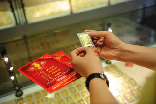 Giá vàng hôm nay 26/5: Thời điểm nhạy cảm, vàng biến động mạnh-1