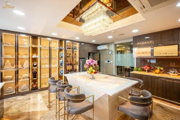 Đàm Vĩnh Hưng khoe cận cảnh từng góc trong dinh thự tiền tỷ, ai nhìn cũng phải xuýt xoa vì độ xa xỉ và giàu sang-8