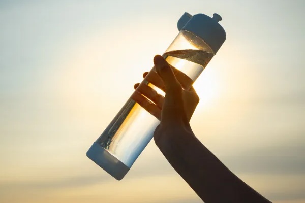 5 bí mật khi uống nước giúp người dân vùng xanh sống thọ lần đầu được tiết lộ-1