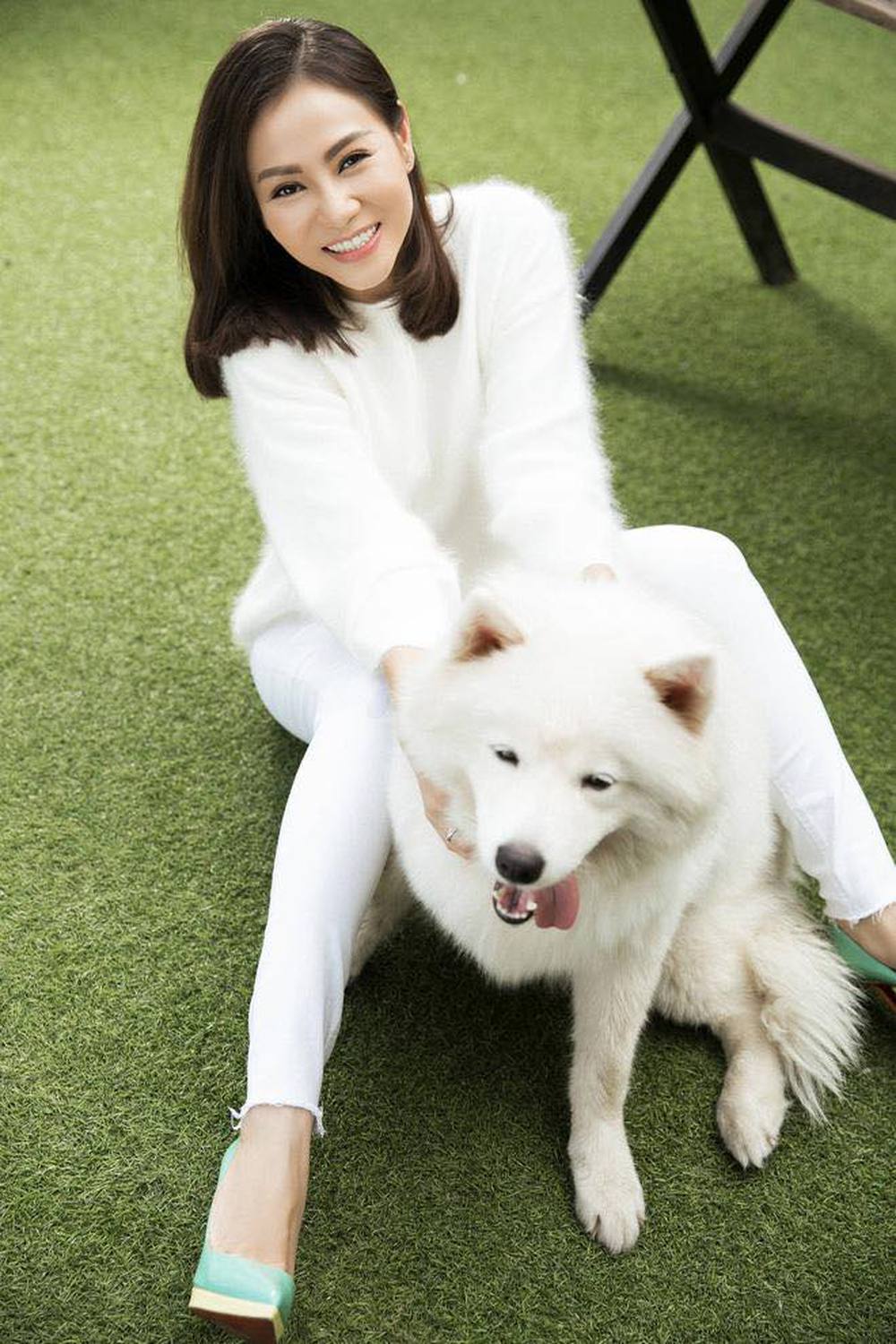 Cuộc sống của Thu Minh tuổi 45: Theo chồng định cư Singapore, đẹp tới mức bị nghi thẩm mỹ-12