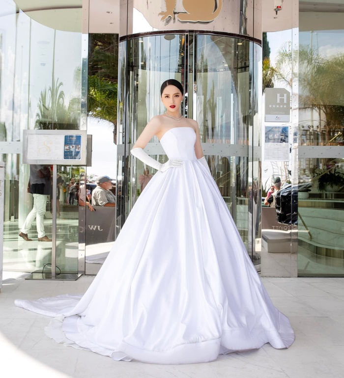 Hương Giang lên đồ lộng lẫy như cô dâu, tiếp bước Lý Nhã Kỳ tại LHP Cannes-6