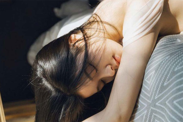 Cướp bạn trai của chị gái, tôi bị cả gia đình từ mặt-1