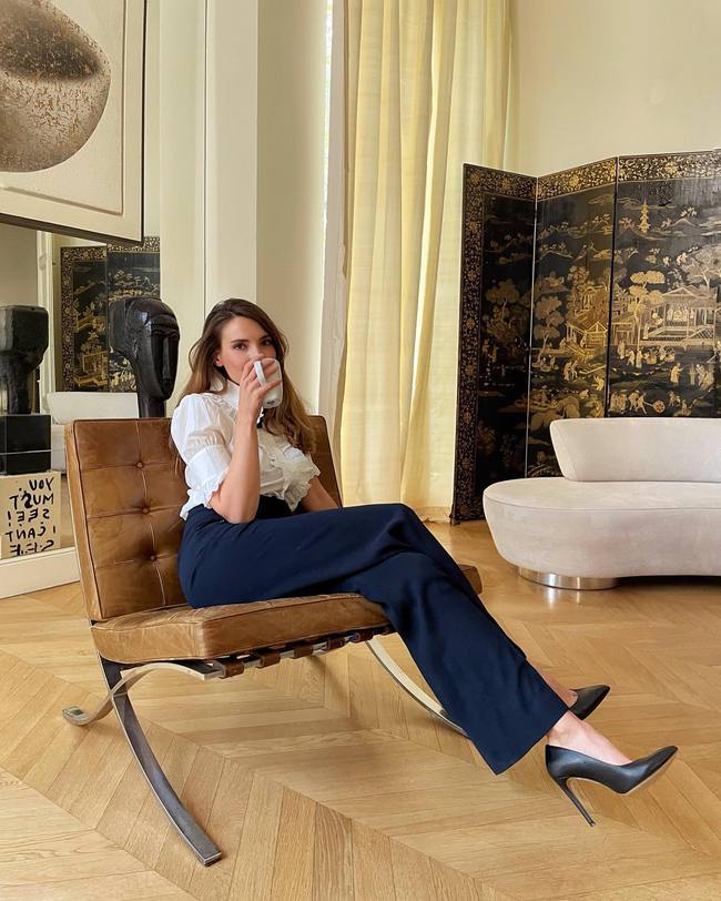 Phụ nữ Pháp diện quần âu đẹp từ công sở ra phố-10