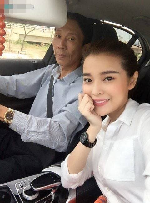 Sau phát ngôn gây tranh cãi, Cao Thái Hà tung ảnh khoe nhan sắc xinh nức nở nhưng vẫn bị dân tình tràn vào tấn công-5