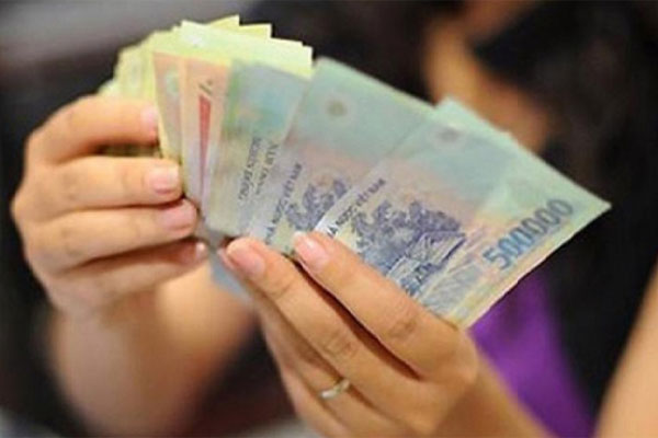 Đưa vợ về nhà ngoại nhờ dạy lại, sáng ra tôi tái mét nhìn hình ảnh bố vợ đăng facebook-2