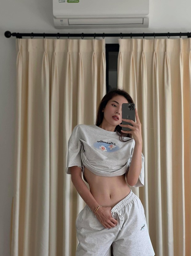 Hoa hậu Kỳ Duyên chăm chỉ mặc crop top khoe vòng eo con kiến nóng bỏng-2