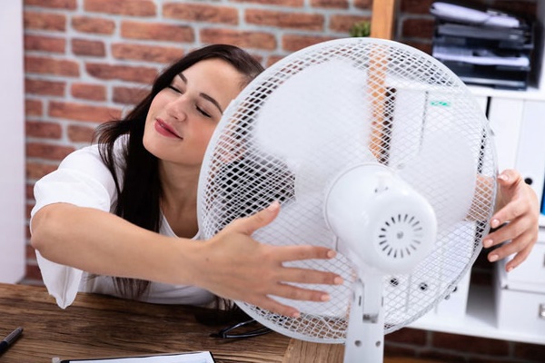 Làm thế nào để khử mùi khó chịu trong nhà vệ sinh sau khi đi đại tiện?-4