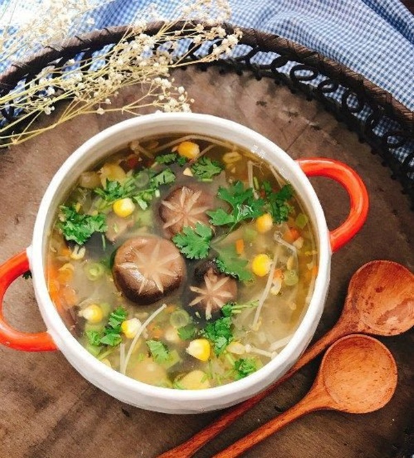 Mẹ đảm bỏ túi cách nấu súp gà nấm thơm ngon chuẩn vị nhà hàng, cả nhà ai cũng mê-2