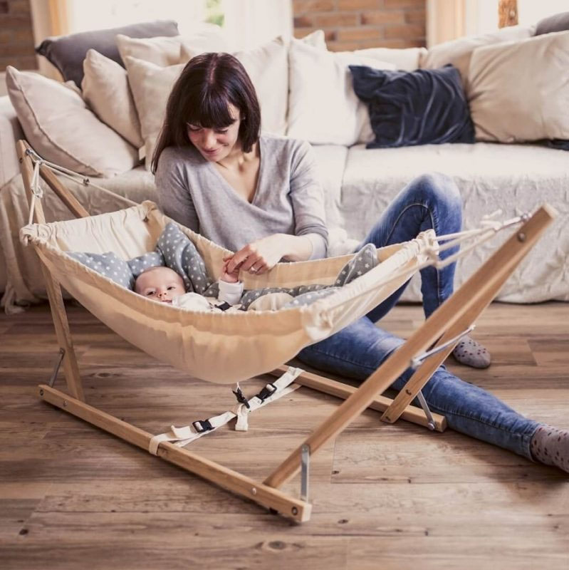 Có nên cho trẻ sơ sinh nằm võng không? Lý do tại sao?-3