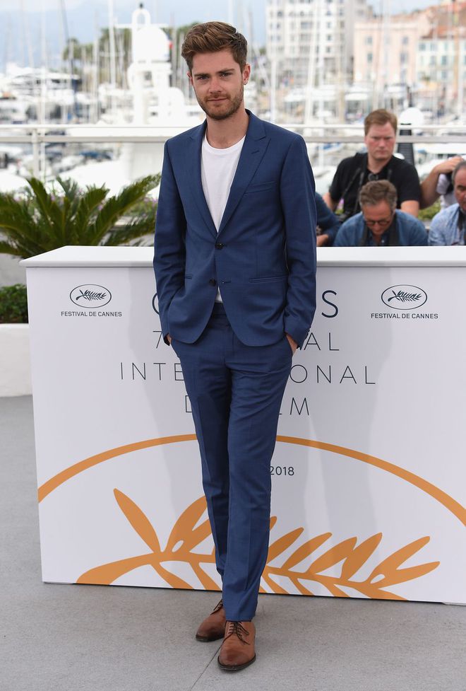 101 quy định cực gắt về trang phục ở Cannes: Giày thể thao và quần bị cấm tiệt, vậy mà vẫn có người 5 lần 7 lượt lách luật-3