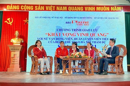 Giao lưu “Khát vọng vinh quang”: Biểu dương 54 nữ HLV, VĐV tiêu biểu của đoàn thể thao Hà Nội