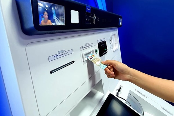 Rút tiền tại ATM bằng CCCD: Tiện và giảm rủi ro-1
