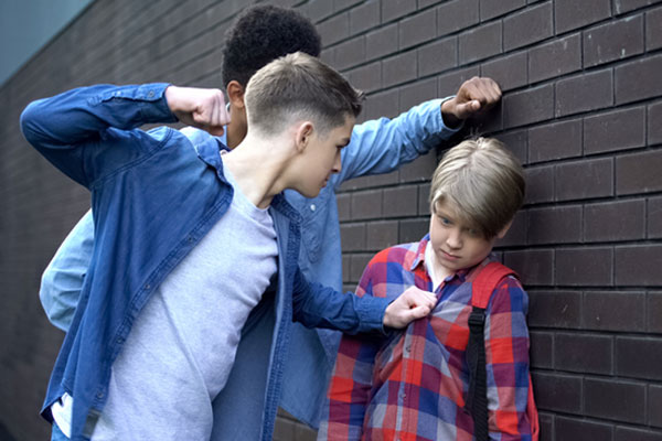 Chuyên gia Bùi Khánh Nguyên: Khi con bị đánh ở trường, cha mẹ có 8 QUYỀN và 2 điều KHÔNG ĐƯỢC phép, cần lưu ý để tránh sự việc trượt ra xa hơn-2