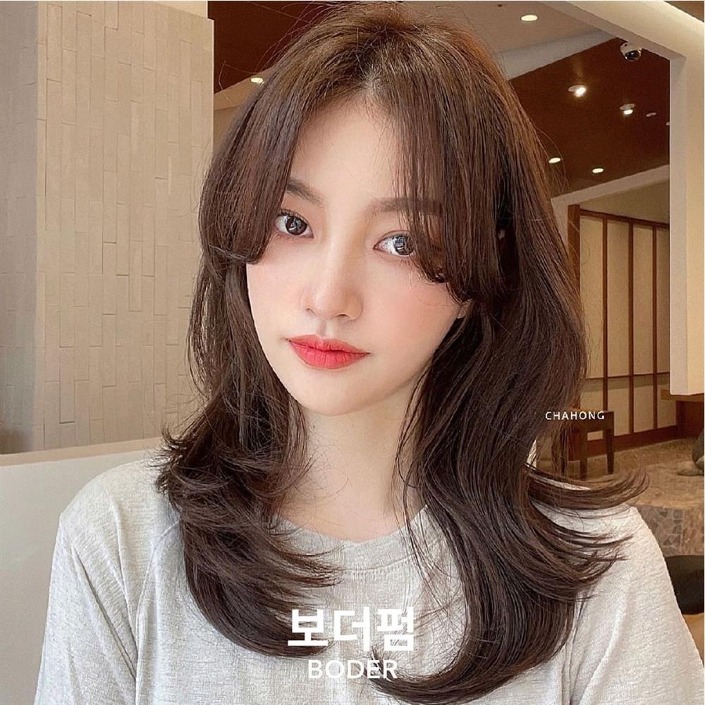 4 kiểu tóc ngang vai cho chị em ngoài 30 tuổi: Chuẩn thanh lịch, trẻ trung hơn cả tóc ngắn-14