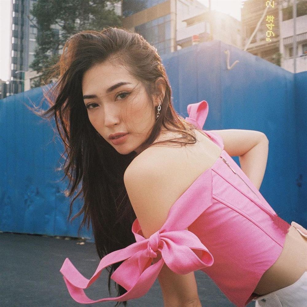 Cuộc sống đối lập của hai công chúa nhạc teen Vpop một thời: Bảo Thy viên mãn bên chồng lớn tuổi, Khổng Tú Quỳnh trầm lặng sau đổ vỡ chuyện tình 8 năm-10