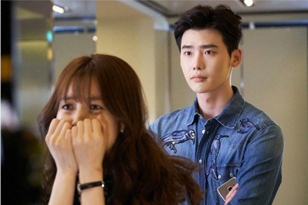 Vợ vừa sinh con xong về đến nhà, mẹ nói gì đó khiến cả nhà tôi như muốn nổ tung-1